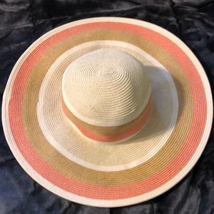 Croft and Barrow Cream, Tan and Salmon Wide Brimmed Floppy Sun/Beach Hat